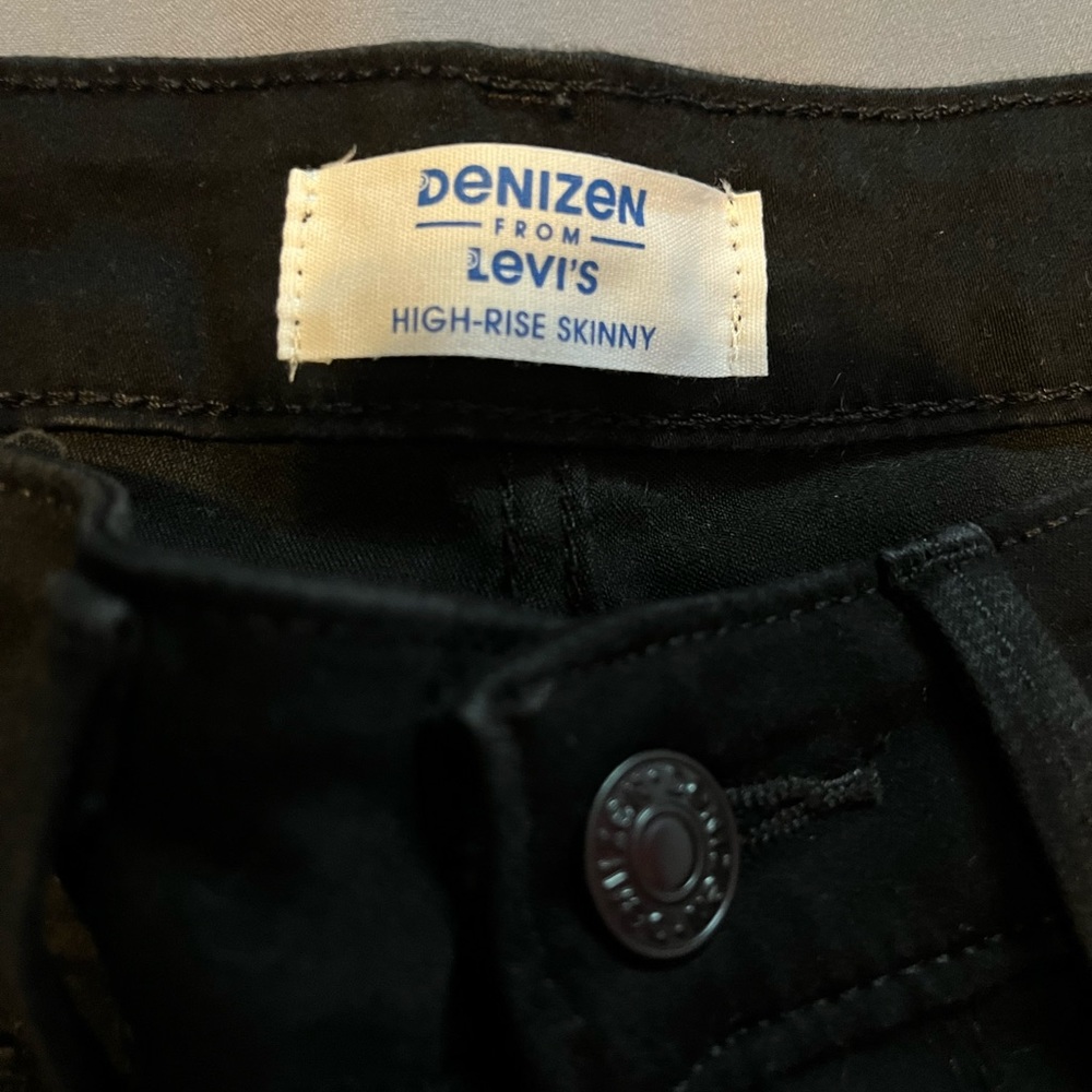 Black Jeans - Picture 2 of 3